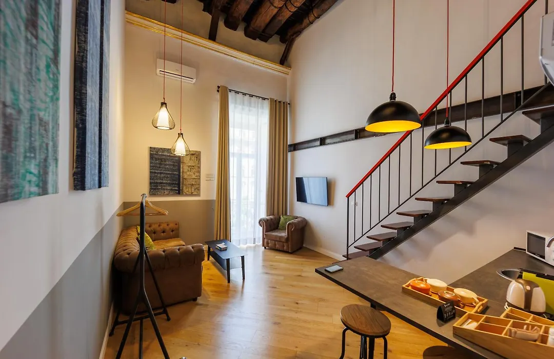 The Dante House By House In Naples-1